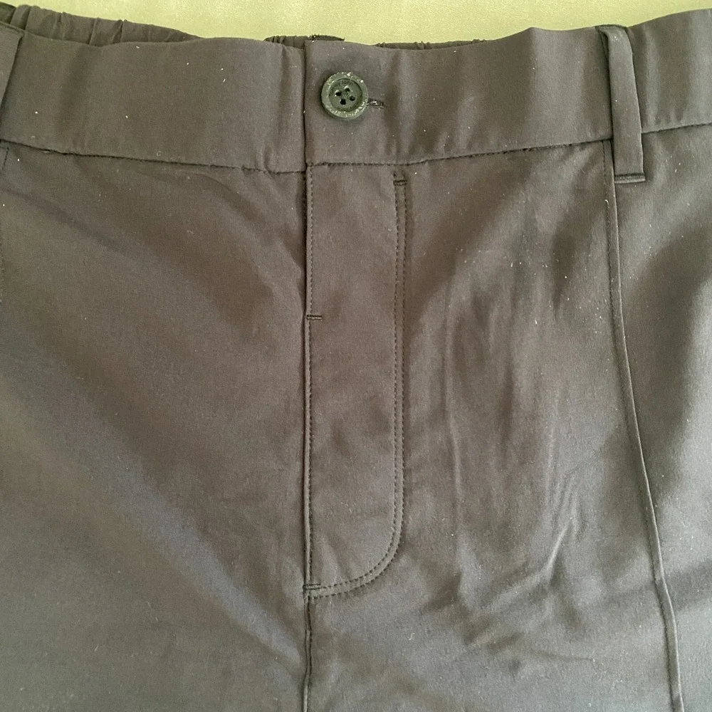 Tommy John Women's Medium Go Anywhere Short Black‎ 4